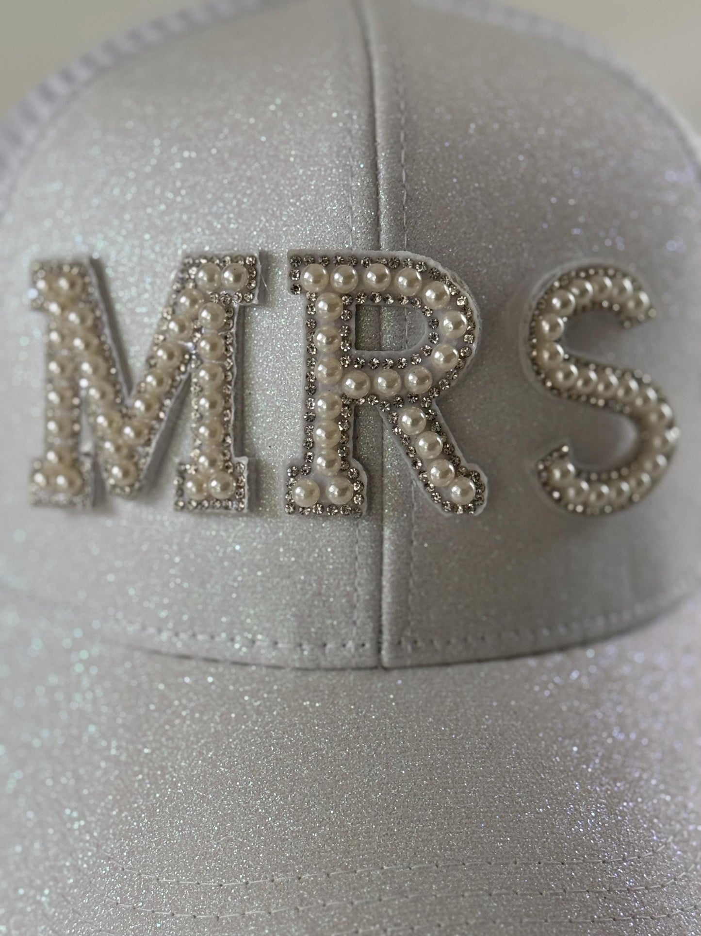 Mrs. Glitter Trucker Hat – Bridal Hat for Bachelorette & Honeymoon