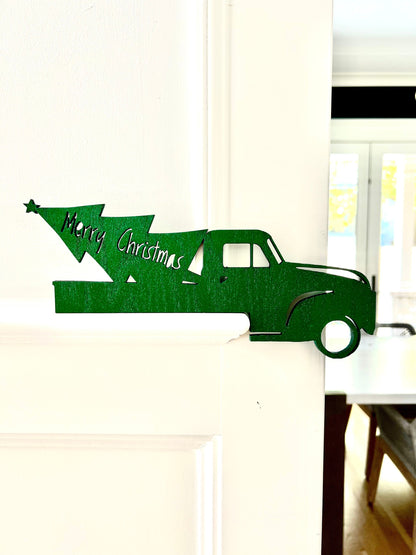 Farmhouse Christmas Truck Door Corner Sign: Holiday Decor