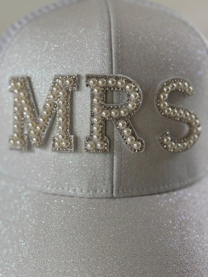 Mrs. Glitter Trucker Hat – Bridal Hat for Bachelorette & Honeymoon