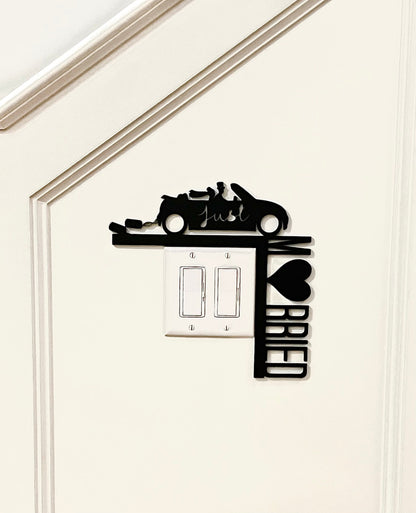Just Married Door Corner Sign: Mr and Mrs Wedding Decor